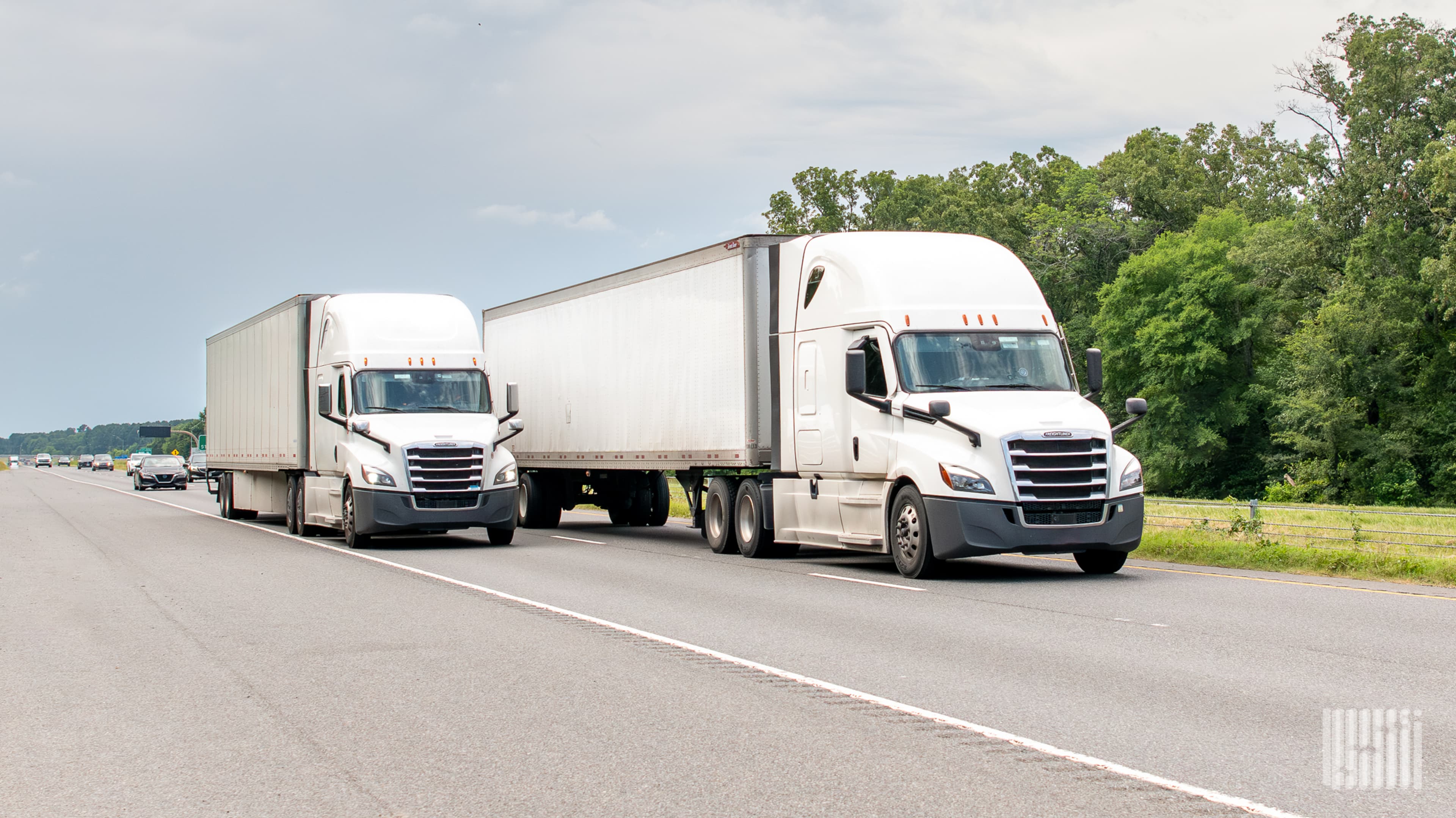 Truck Compliance 101: Understanding USDOT Marking Requirements