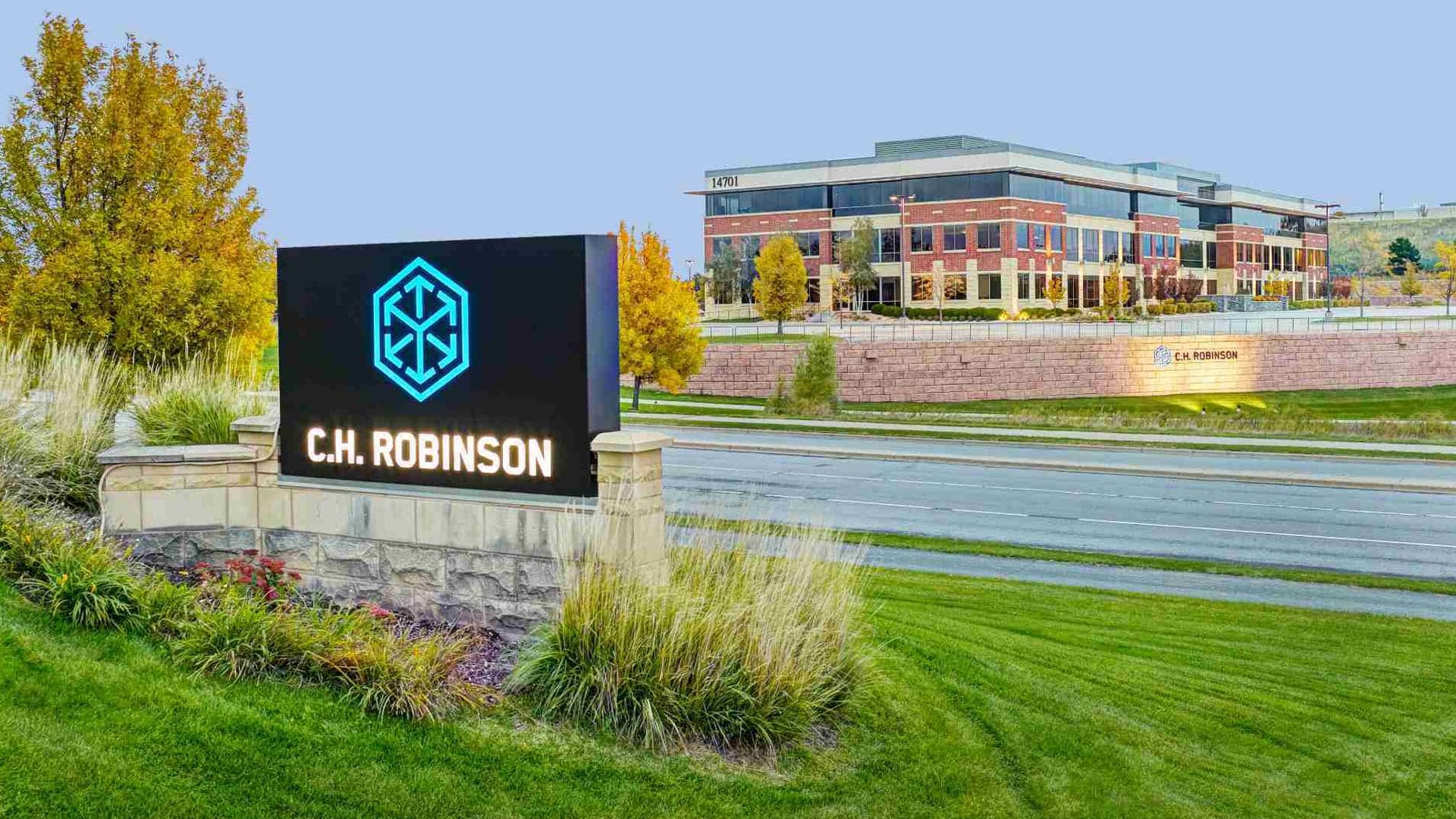 C.H. Robinson Tightens Carrier Standards Amid Legal Shift
